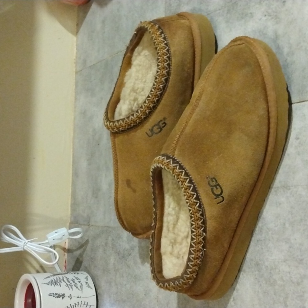 TASMAN UGG